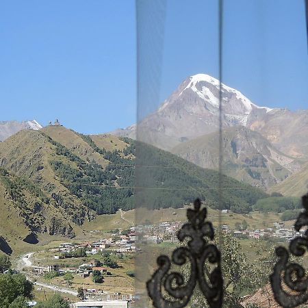 Nino Khetaguri Guest House Kazbegi Ngoại thất bức ảnh