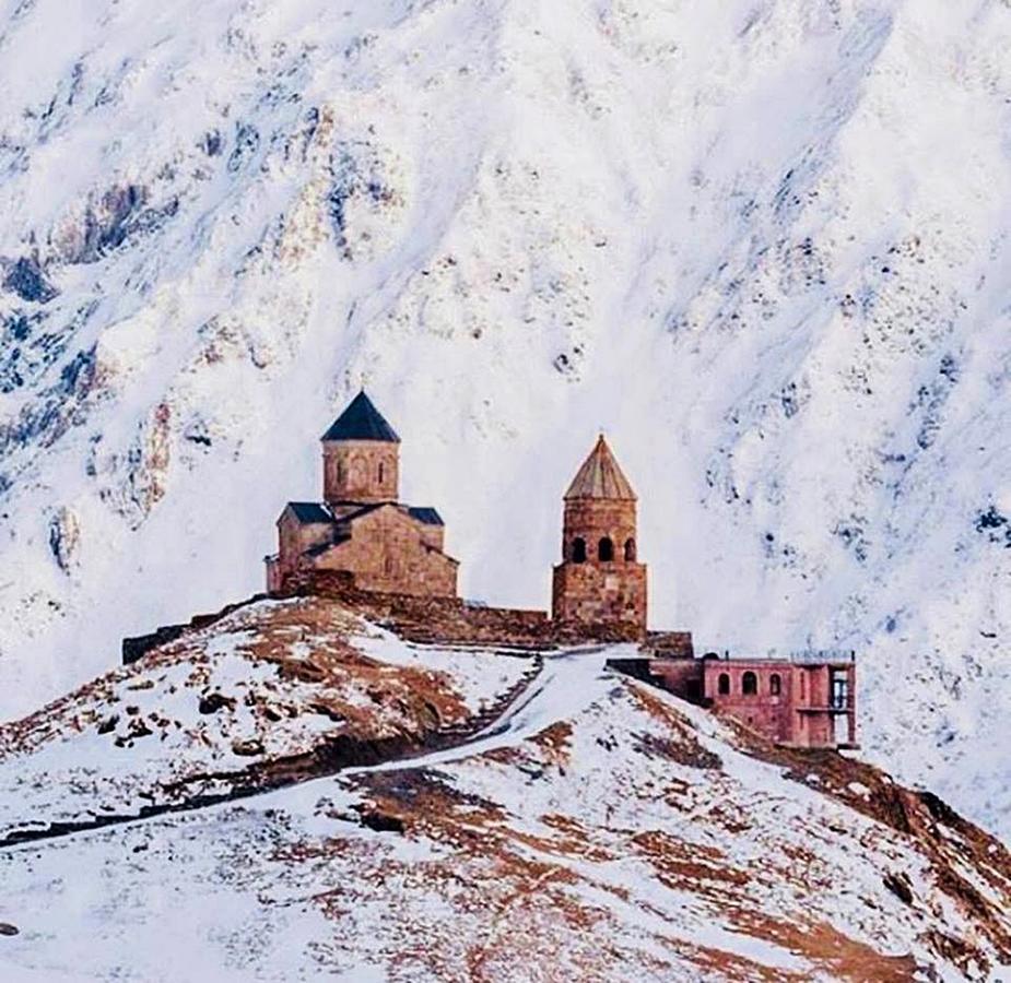 Nino Khetaguri Guest House Kazbegi Ngoại thất bức ảnh